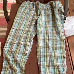 Woven lightweight plaid seersucker pants